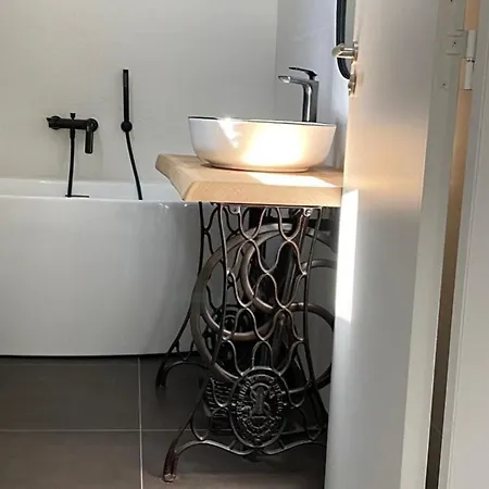 Lilau - De Charme Avec Parking Et Jardin Pres De Chantilly Villa Gouvieux